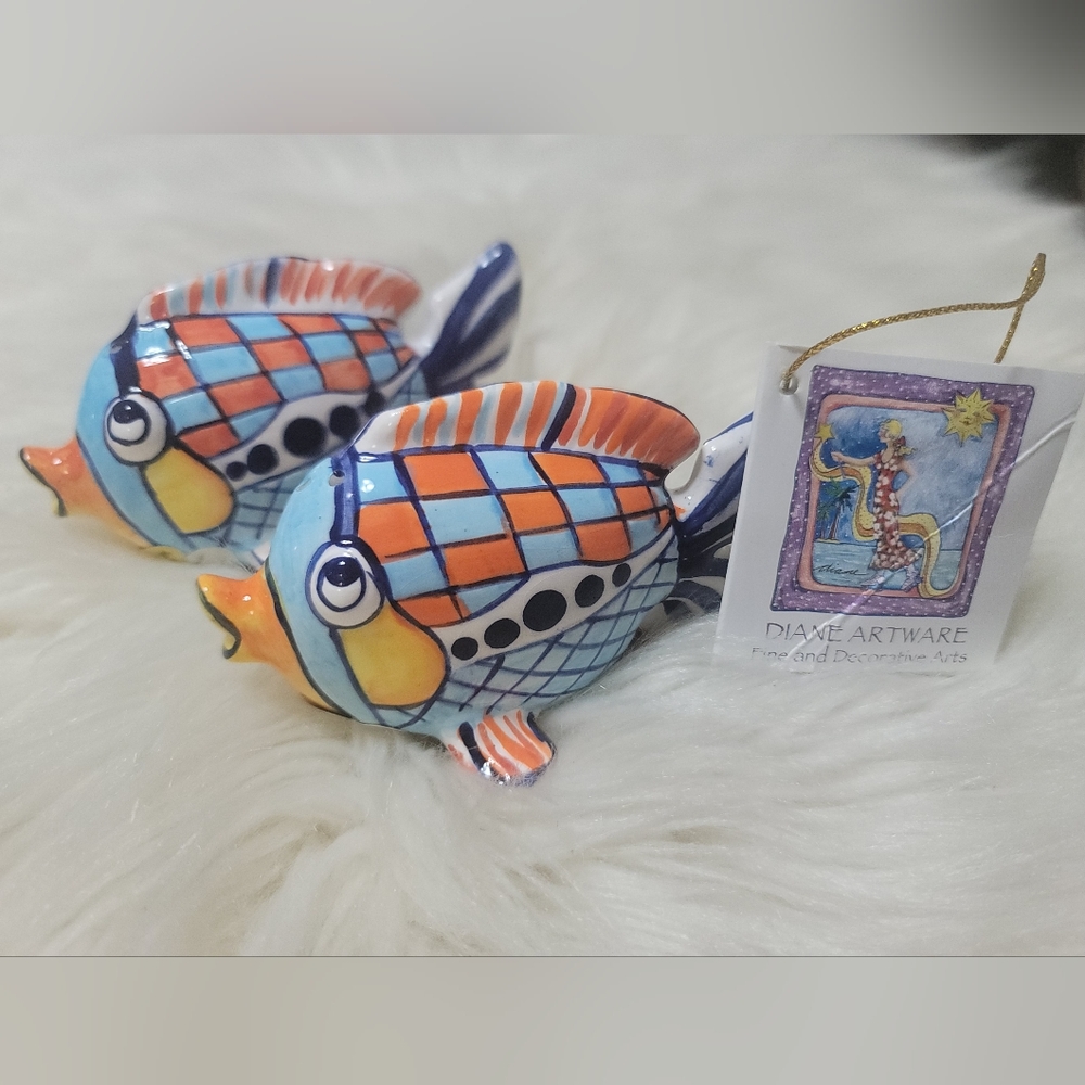 Blue Sky Giggle-Fish Salt & Pepper Shakers Diane Artware Ceramic Tropical 2007